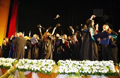 حفلة تخريج طلاب كلية العلوم الادارية والمالية ٢٠١١
