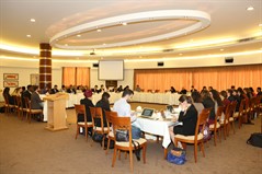 طلاب جامعيون من 30 دولة شاركوا في مؤتمر دولي آكاديمي في جامعة الحكمة حول تحديّات الهجرة وأوروبا